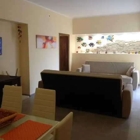 A Casa Di Fede Апартаменты Л'Акуила